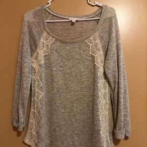Light weight sweater with lace design